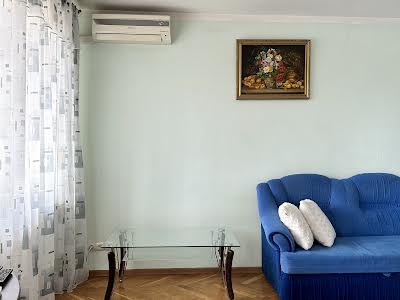 квартира за адресою Шота Руставелі вул., 25