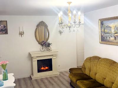 квартира за адресою Звіринецька вул., 65