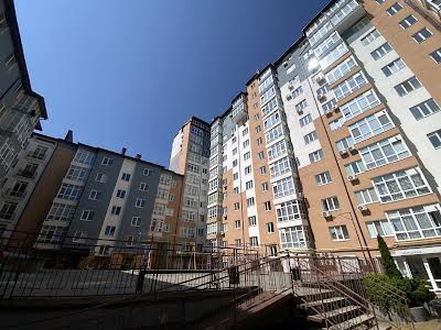 квартира за адресою Андрія Мельника вул., 10 к8