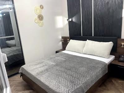 квартира за адресою Угорська вул., 12