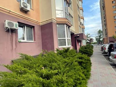 квартира за адресою Героїв Небесної Сотні просп., 126/10