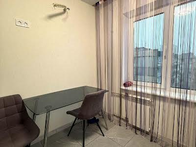 квартира по адресу Героев Днепра ул., 42-А