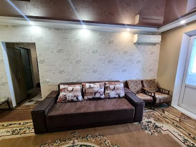 квартира по адресу Добровольцев пер., 6