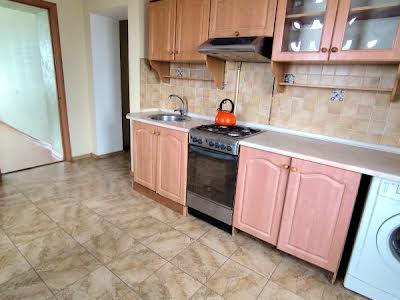 квартира за адресою Степова вул., 23/25