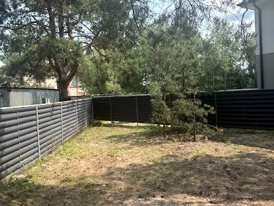 дом по адресу вулиця Свободи