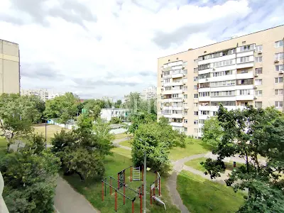 квартира за адресою Миколи Бажана просп., 9-А