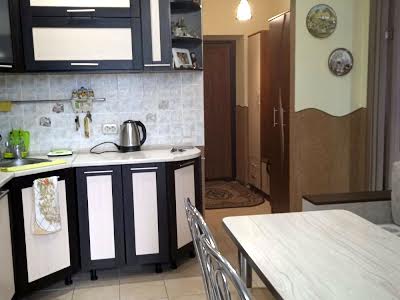 квартира за адресою Винна Гора вул., 8