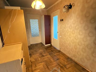 квартира за адресою Дніпровська набережна вул., 13