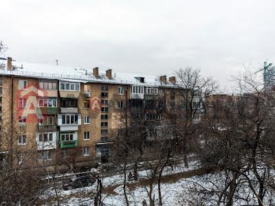 квартира по адресу Деревлянская ул. (Якира), 16/18