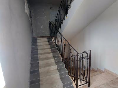 квартира за адресою 12-та Поздовжня вул., 16А