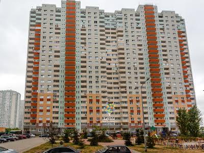 квартира за адресою Софії Русової вул., 7-А