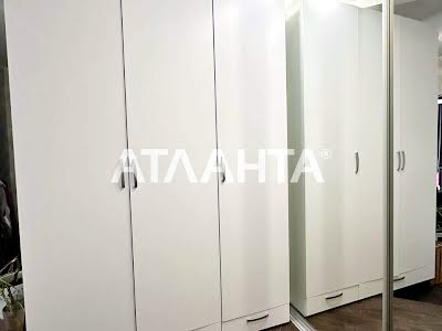 квартира за адресою Середньофонтанська вул., 19