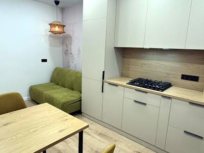 квартира по адресу Лісогринівецька ул., 34