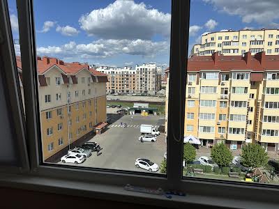 квартира за адресою Бишівська вул., 7