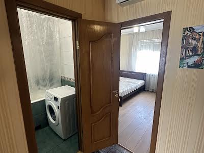 квартира за адресою Радунська вул., 46-Б