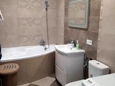 квартира за адресою Винна Гора вул., 8