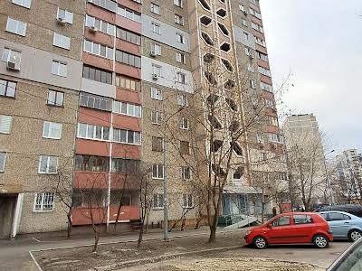 квартира за адресою Ахматової Анни вул., 16в