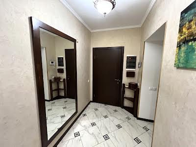 квартира за адресою Боголюбова вул., 4