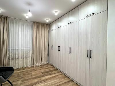 квартира по адресу Свободы ул., 1