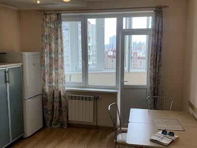 квартира по адресу Урловськая, 11А