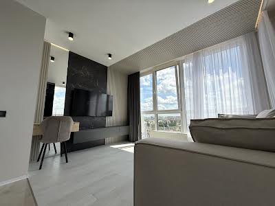 квартира по адресу Салютная ул., 2к18