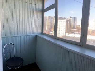 квартира за адресою Голосіївський просп. (40-річчя Жовтня), 19