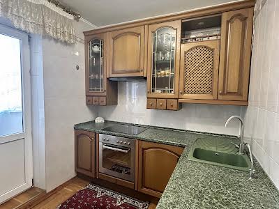 квартира за адресою Срібнокільська вул., 16