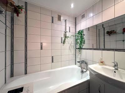 квартира за адресою Петра Панча вул., 18