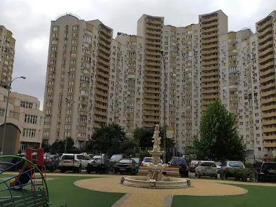 квартира за адресою Дніпровська набережна вул., 19