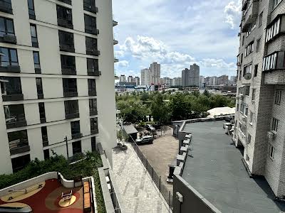 квартира за адресою Драгоманова вул., 31-А