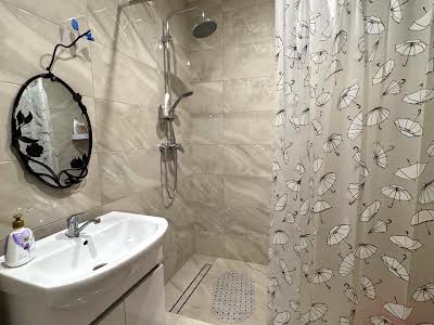 квартира за адресою Співдружності вул., 7