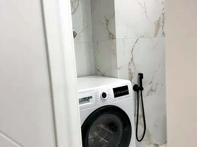 квартира за адресою Олександра Олеся вул., 16