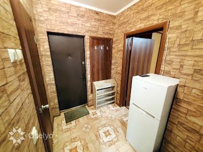 квартира за адресою Райдужна вул., 41