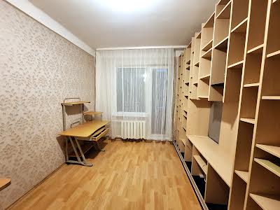 квартира за адресою Сергія Берегового вул. (Мартиросяна), 20