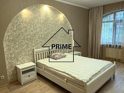квартира за адресою Соборності вул. (Жовтнева), 3