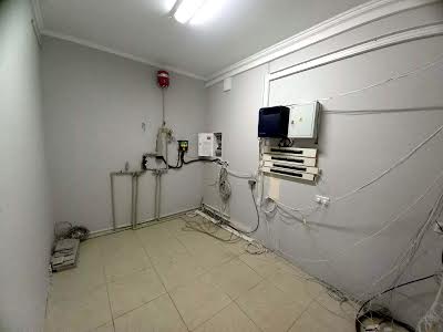 комерційна за адресою Івана Франка, 55