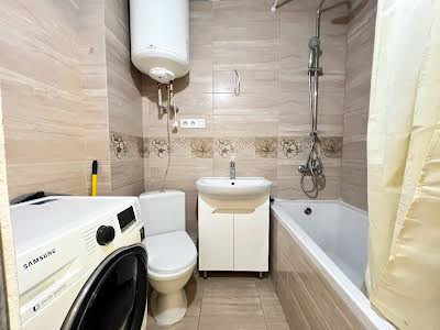 квартира за адресою Тополя-3 вул., 56