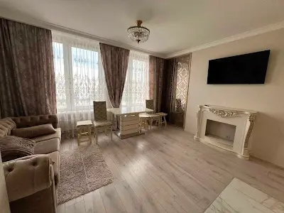 квартира за адресою Дніпровська набережна вул., 18-А