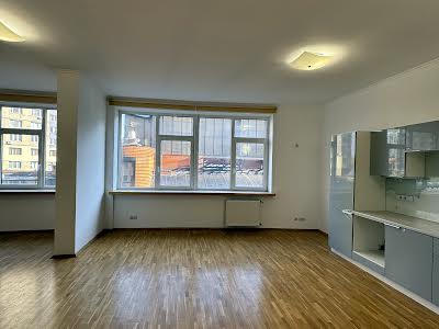 квартира за адресою Старонаводницька вул., 13