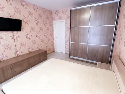 квартира за адресою Драгоманова вул., 2