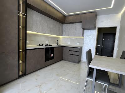 квартира за адресою Богдана Хмельницького вул., 37Д