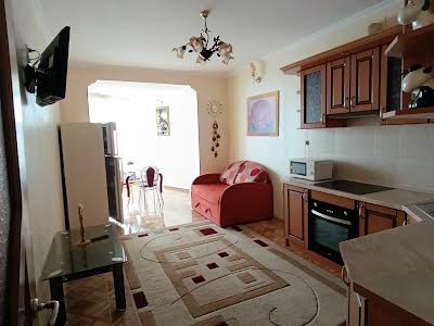 квартира по адресу Кленовая ул., 2а