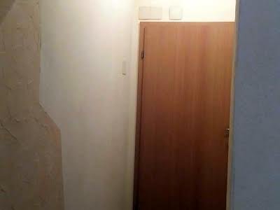 коммерческая по адресу Воссоединения Украины ул., 23а