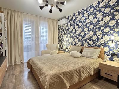 квартира по адресу Амосова ул., 4