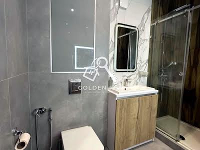 квартира за адресою Соборності, 16