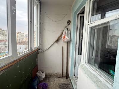 квартира за адресою Драгоманова вул., 7-А