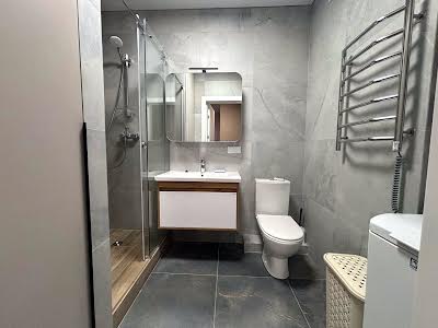 квартира по адресу Олександра Олеся ул., 5а