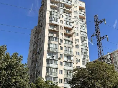 квартира за адресою Олексія Вадатурського вул. (Маршала Малиновського), 16б