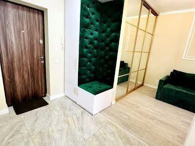квартира за адресою Юнацька вул., 10