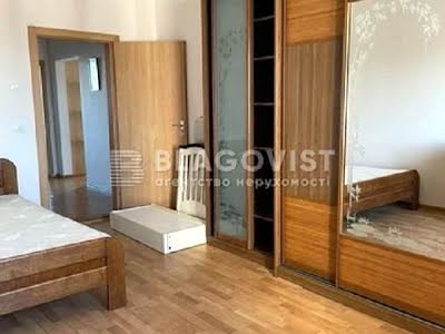 квартира за адресою Олевська вул., 7